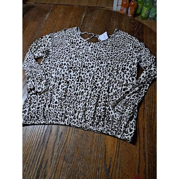 New Large Cato Leopard Cheetah Animal Print Spotted Long Sleeve Pullover Shirt - Picture 1 of 6